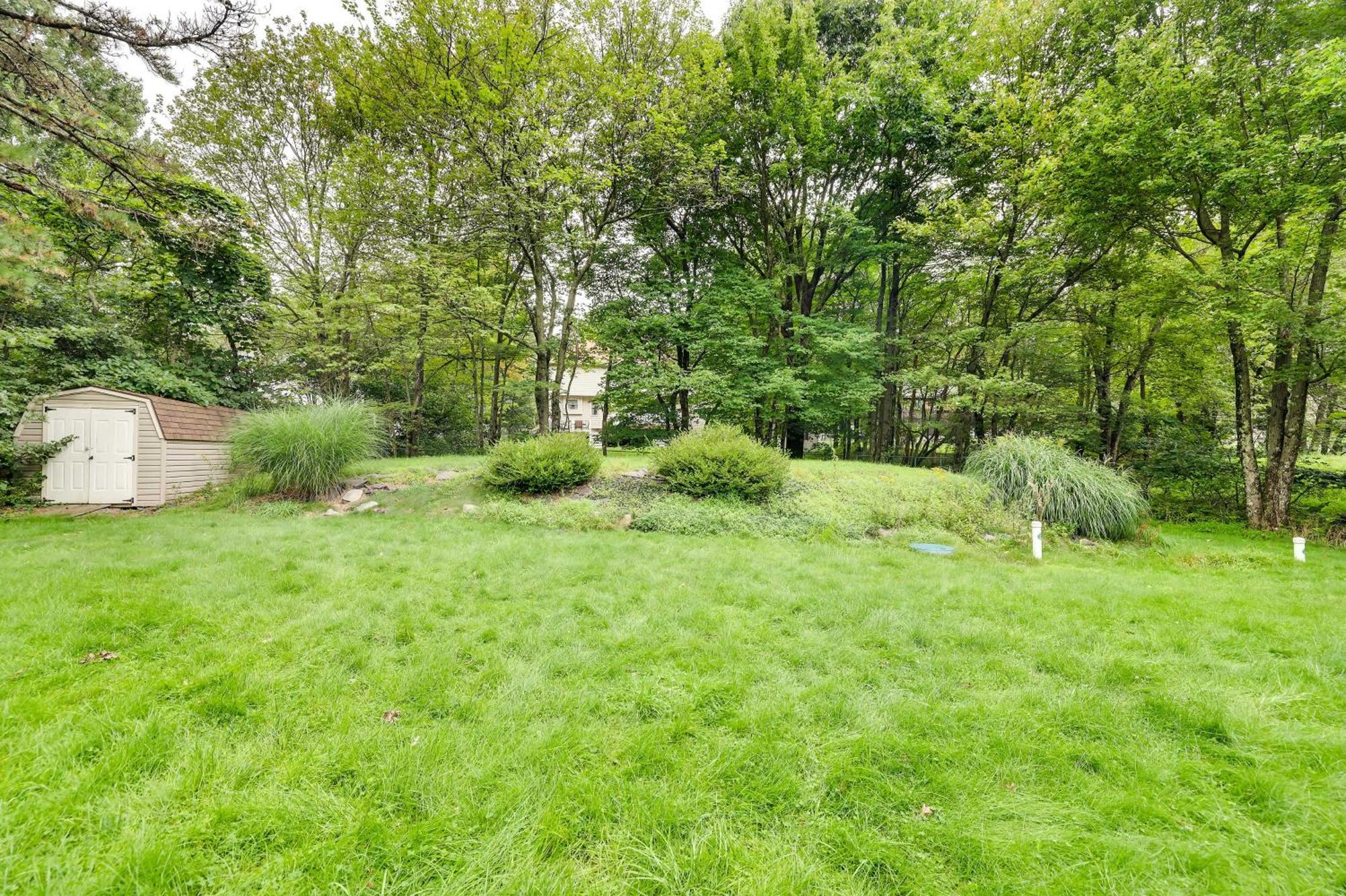 Spacious With Game Room, Amenity Access *